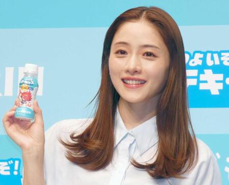 　イベントに出席した石原さとみ