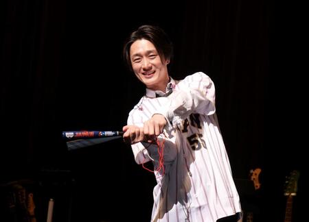 ユニフォーム姿で侍ジャパンへエールを送った真田ナオキ