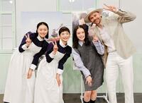 朝ドラバトンタッチセレモニーに参加した（左から）上坂樹里、見上愛、高石あかり、トミー・バストウ