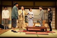 迫真の演技を見せる（左から）池田一真、関町知弘、赤羽健壱、長尾純子、田所仁、辻凪子