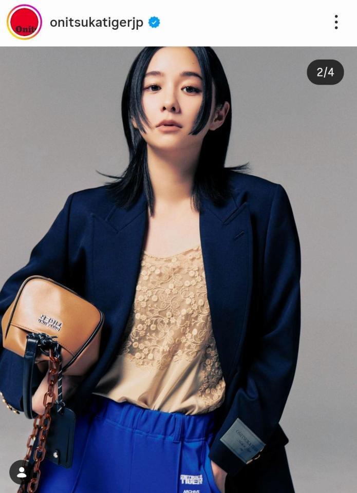 オニツカタイガージャパンの公式インスタグラム＠ｏｎｉｔｓｕｋａｔｉｇｅｒｊｐより