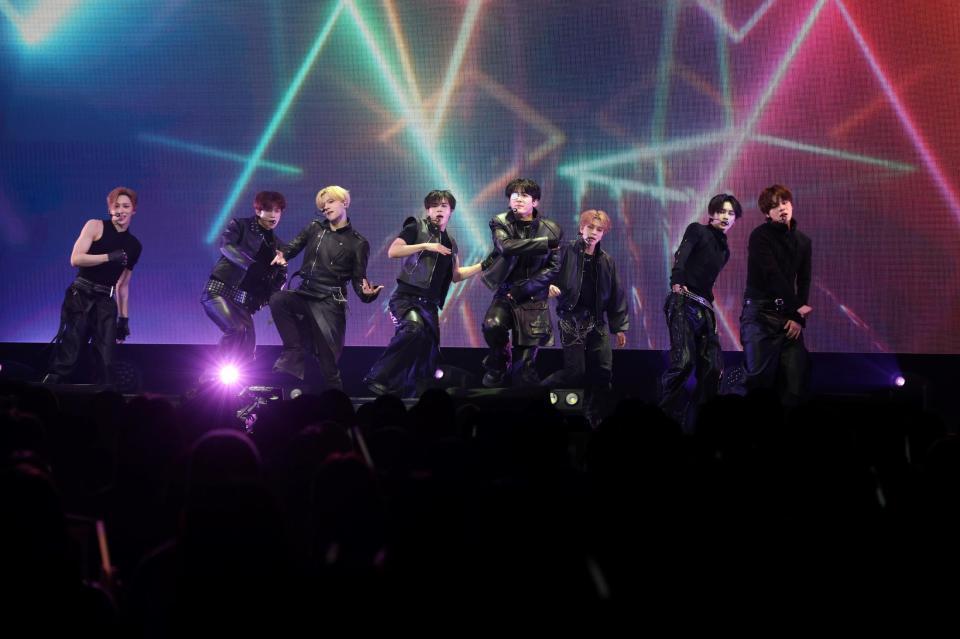 会場を盛り上げたＡＬＰＨＡ　ＤＲＩＶＥ　ＯＮＥ（撮影・金田祐二）