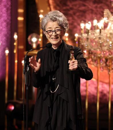 最優秀主演女優賞を受賞した倍賞千恵子（撮影・石井剣太郎）