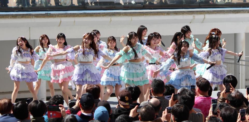 熱いパフォーマンスを見せたＳＫＥ４８