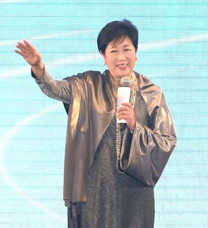 東京ガールズコレクションに登場した小池百合子東京都知事（撮影・堀内翔）