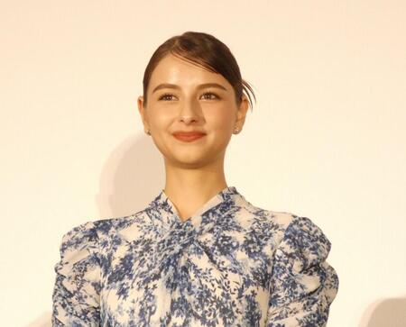 イベントに出席した嵐莉菜