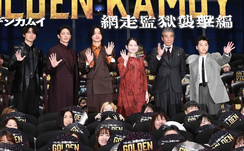 （左から）眞栄田郷敦、玉木宏、山﨑賢人、山田杏奈、舘ひろし、矢本悠馬（撮影・園田高夫）