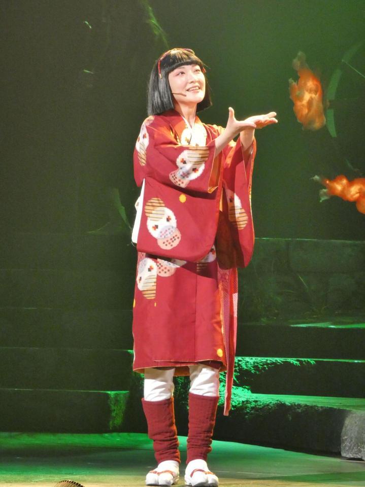 公開通し稽古を行った生駒里奈