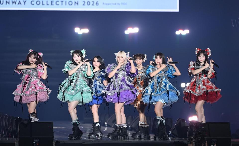 ライブで魅了するＣＡＮＤＹ　ＴＵＮＥ（撮影・開出牧）