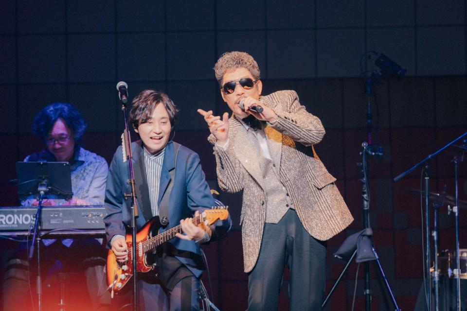 鈴木雅之（撮影・白重聡一郎）