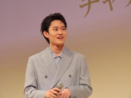 映画「９０メートル」に主演の山時聡真