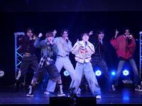 パフォーマンスを行ったａｏｅｎ