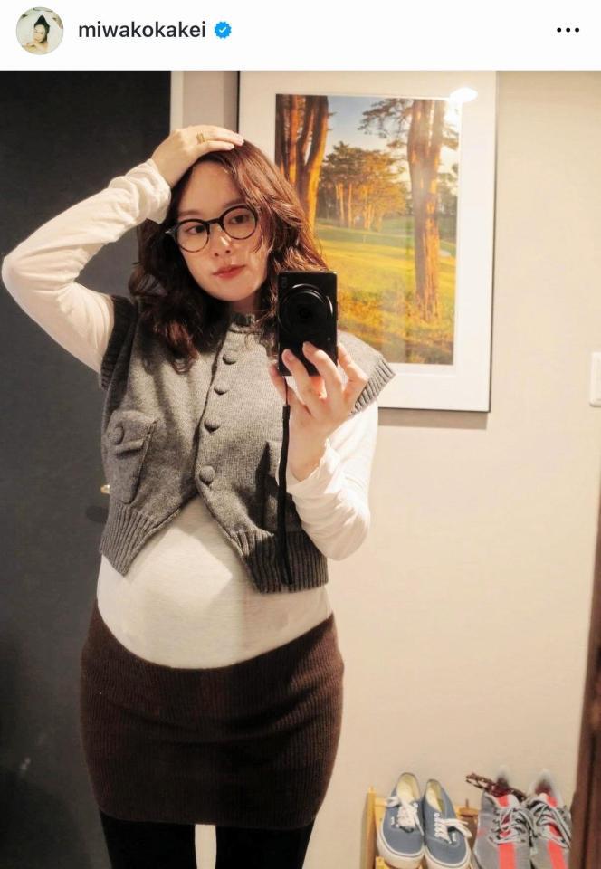 マタニティコーデを披露した筧美和子。公式インスタグラム＠ｍｉｗａｋｏｋａｋｅｉより