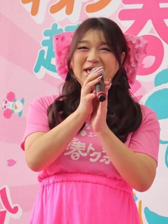 イベントに登場したりんごちゃん