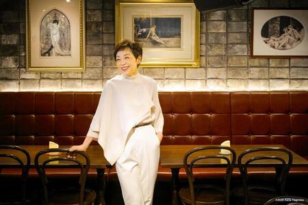 ５月２７日にアルバムを発売するクミコ