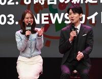 『めざましテレビ』を紹介する井上清華アナウンサー（左）と生田竜聖アナウンサー（撮影・園田高夫）