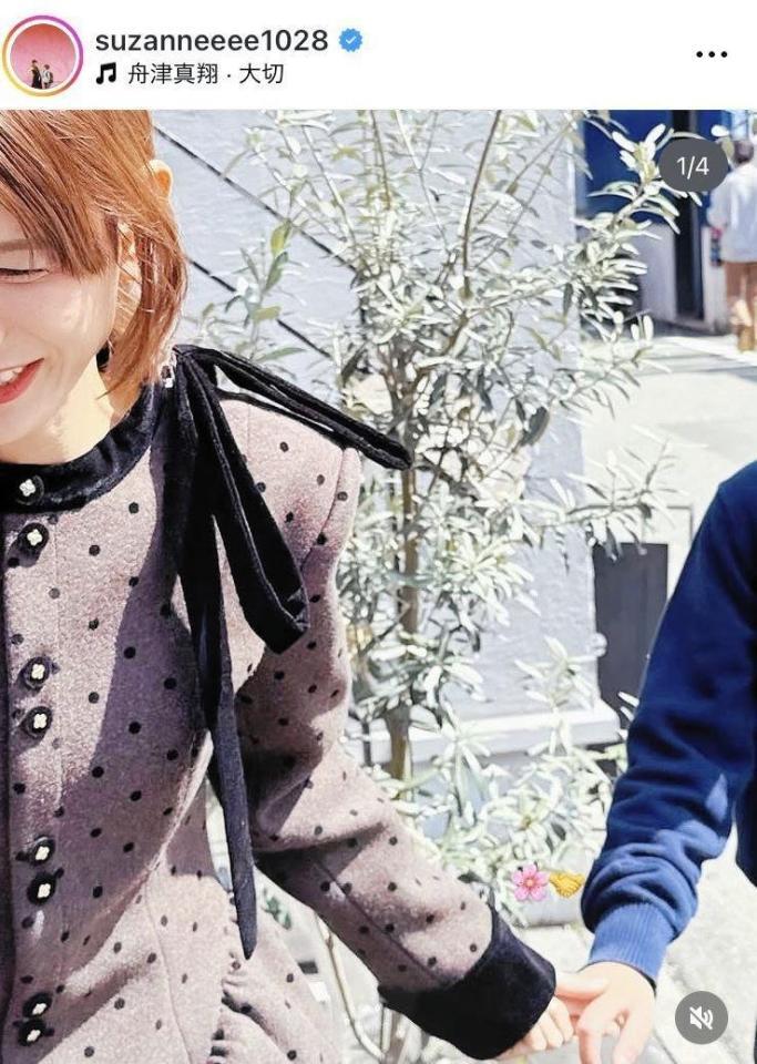 スザンヌのインスタグラム＠ｓｕｚａｎｎｅｅｅｅ１０２８（３月２０日付）より