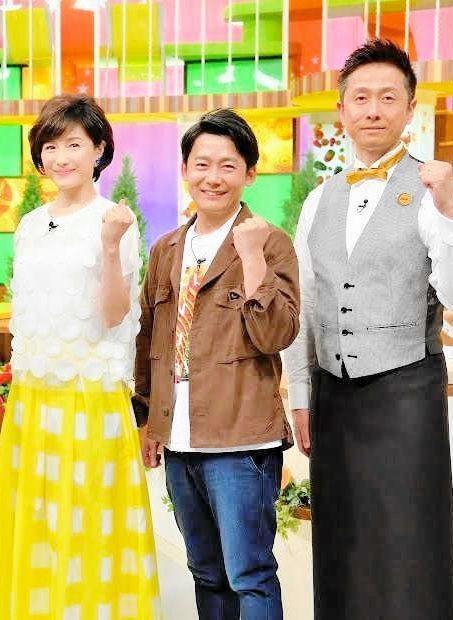 「魔法のレストラン」にレギュラー出演する水野真紀、ロザンの菅広文、宇治原史親（左から）
