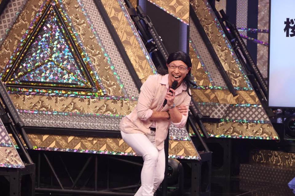 ネタを披露する今井らいぱち