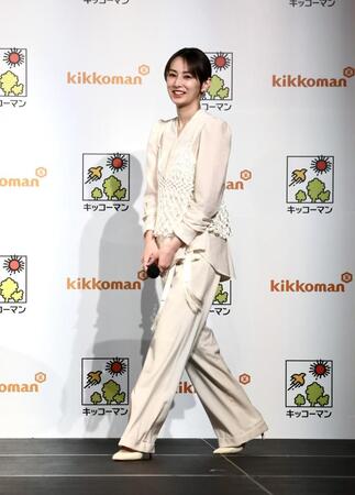 新ＣＭ発表会に登壇した北川景子（撮影・石井剣太郎）