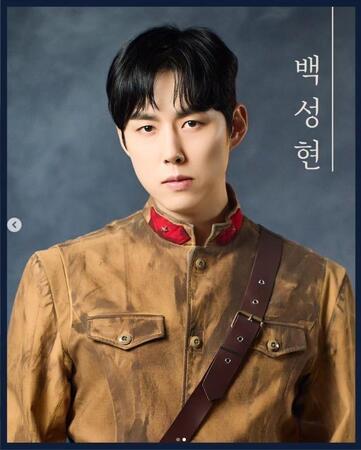 ペク・ソンヒョンの公式インスタグラム＠ｓｕｎｇｈｙｕｎ０１３０より　韓国ミュージカル「黎明の瞳」に２月公演より参加していた俳優のペク・ソンヒョン