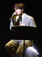 卒業生の門出を歌で祝ったＴＨＥ　ＲＡＭＰＡＧＥ・吉野北人