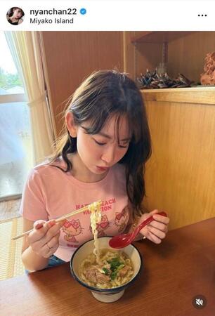 小嶋陽菜のインスタグラム＠ｎｙａｎｃｈａｎ２２から