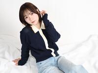 アイドルやグラビアと活躍の場を広げる池本しおり＝東京・木場のデイリースポーツ（撮影・西岡正）