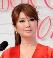 はるな愛（１６年１月撮影）