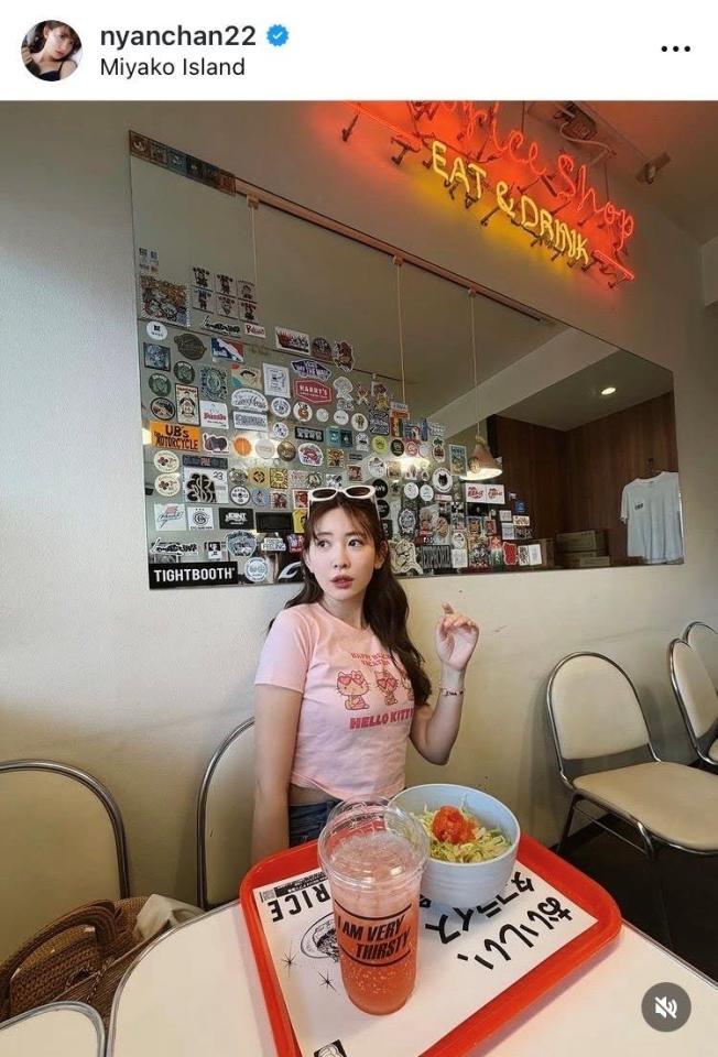 小嶋陽菜のインスタグラム＠ｎｙａｎｃｈａｎ２２から