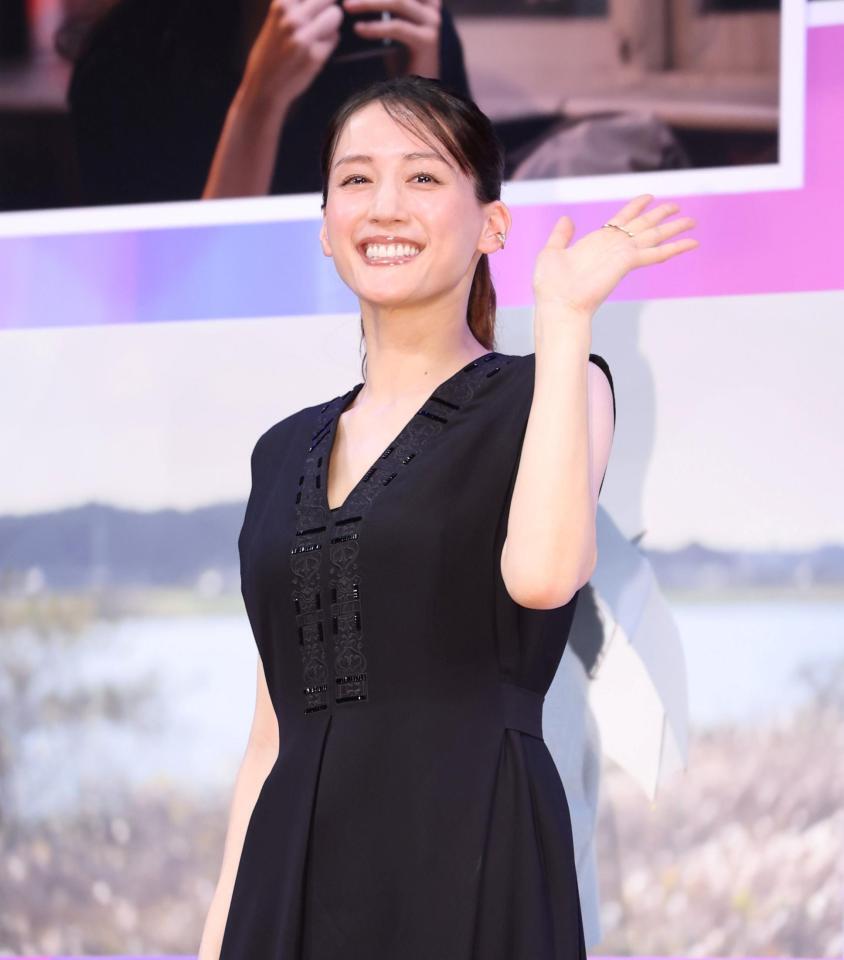 完成披露試写会に登壇した綾瀬はるか（撮影・石井剣太郎）