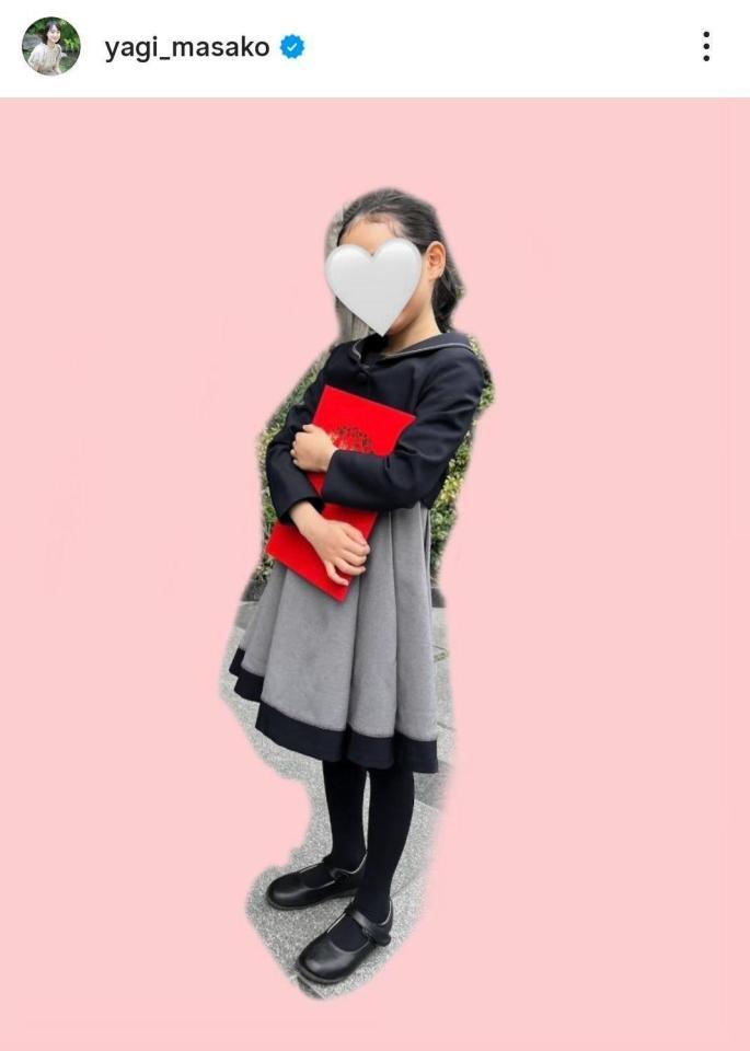卒園式を迎えた長女。八木麻紗子アナのインスタグラム＠ｙａｇｉ＿ｍａｓａｋｏより 　