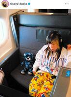 仲里依紗もＡＮＡのビジネスクラスに。インスタグラム＠ｒｉｉｓａ１０１８ｎａｋａ（２５年２月）より