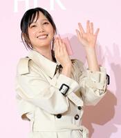 春らしい衣装で登場した本田翼（撮影・伊藤笙子）