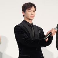 舞台あいさつを行った後藤威尊