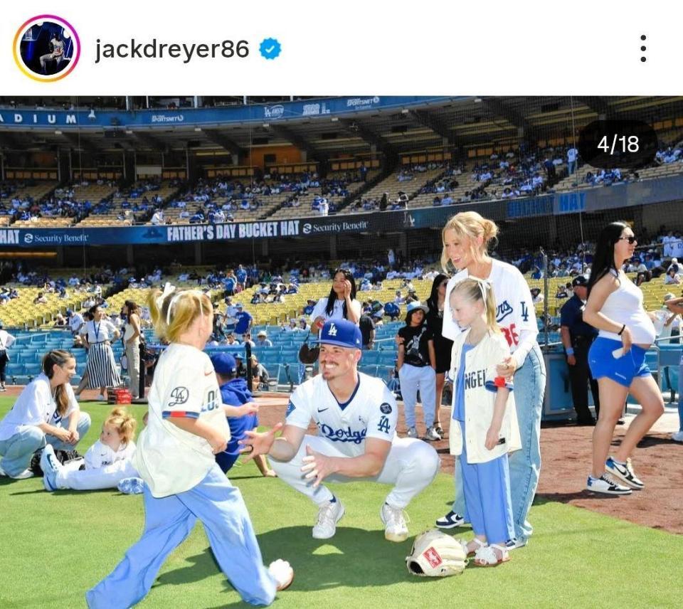 ドライヤーのインスタグラム＠ｊａｃｋｄｒｅｙｅｒ８６（１月１日付）より