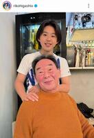 父・東尾修氏と長男。東尾理子のインスタグラム＠ｒｉｋｏｈｉｇａｓｈｉｏ（３月２５日付）より