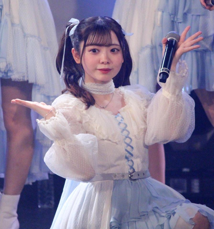 ポーズを決めるｍｙ　ｆａｖの園田一花