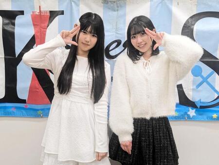 ＫＯＢｅｒｒｉｅＳ♪の１４期生追加オーディションに合格した（左から）日高結花さんと大西紗愛さん