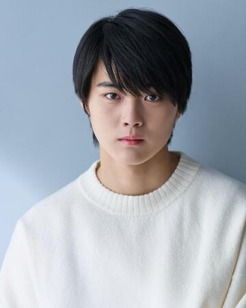 アミューズ所属で俳優活動を開始することが決まった白河礼音