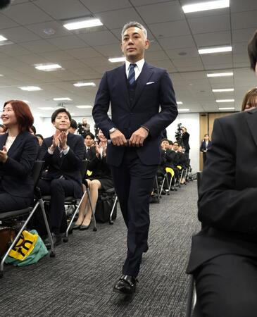 セイコーグループ株式会社入社式に登場した市川團十郎（撮影・伊藤笙子）