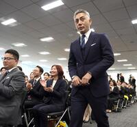 セイコーグループ株式会社入社式に登場した市川團十郎（撮影・伊藤笙子）