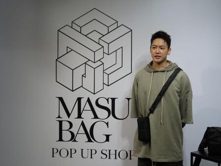 ＭＡＳＵ　ＢＡＧ発売記念イベントを行った三山凌輝