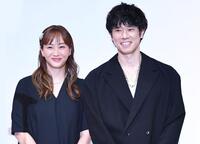 庄司智春（右）と藤本美貴