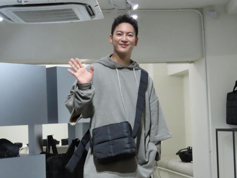 ＭＡＳＵ　ＢＡＧ発売記念イベントを行った三山凌輝