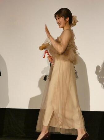 イベントに出席した樋口日奈