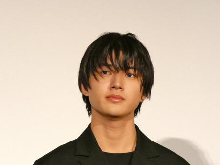 イベントに出席した荒木飛羽