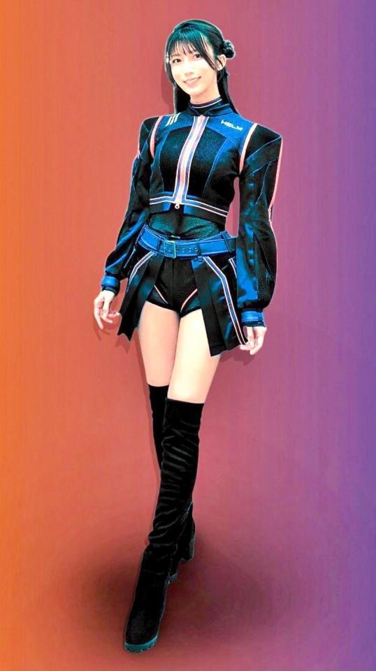 スーパーＧＴのレースクイーンにも就任した板野優花