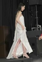 降壇する田中麗奈（撮影・棚橋慶太）