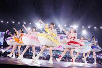 躍動するＳＷＥＥＴ　ＳＴＥＡＤＹの（左から）塩川莉世、庄司なぎさ、栗田なつか、山内咲奈、白石まゆみ、音井結衣、奥田彩友（撮影：ヨシモリユウナ、河村美貴）